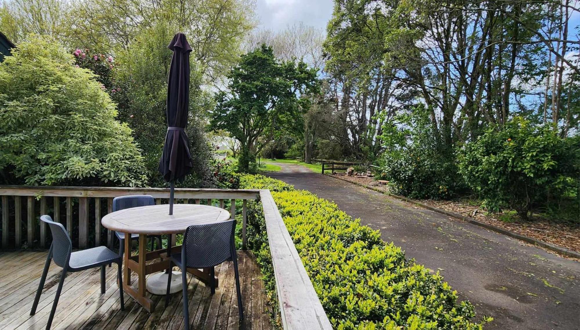 Woodbury Farm Bed and Breakfast Takanini Εξωτερικό φωτογραφία